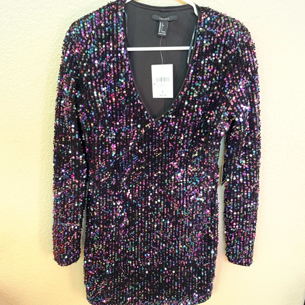 V neck irredentist sequins dress